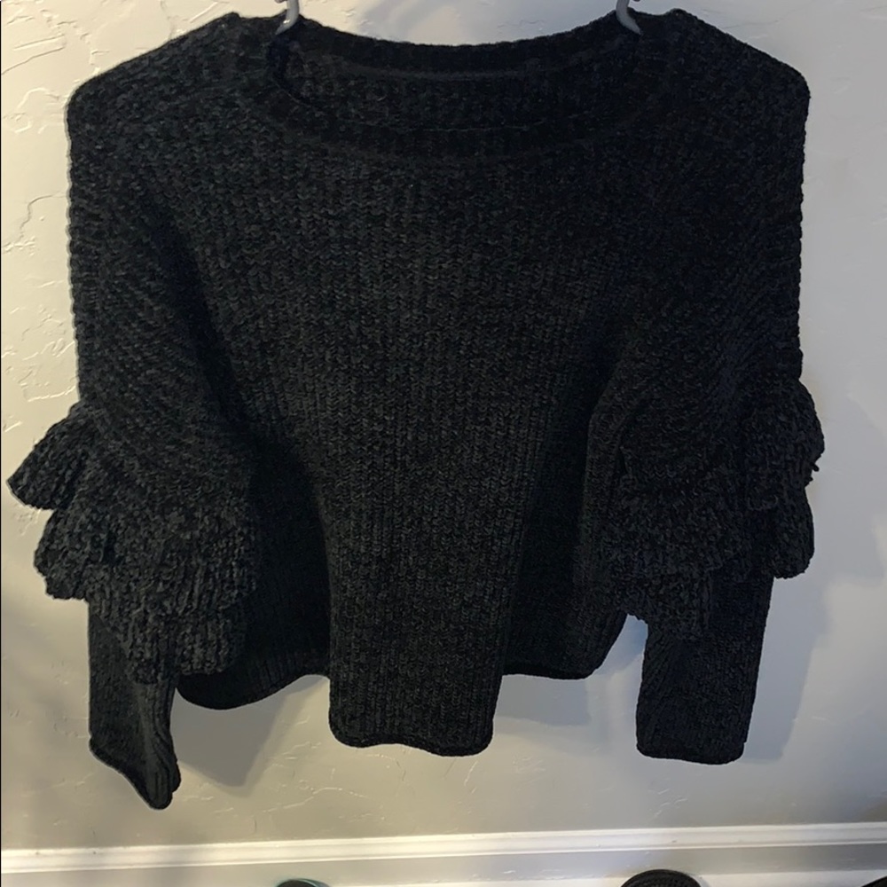 Ruffle sleeve sweater